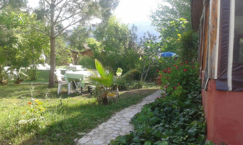 Fire Pansiyon Çıralı Εξωτερικό φωτογραφία